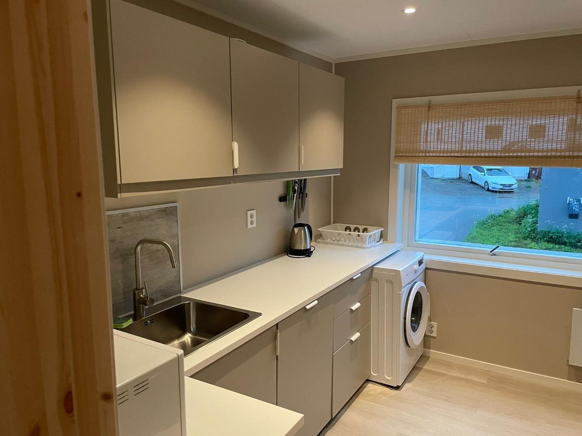 Centrally Located Apartment In Classic Townhouse Tromsø Exteriér fotografie